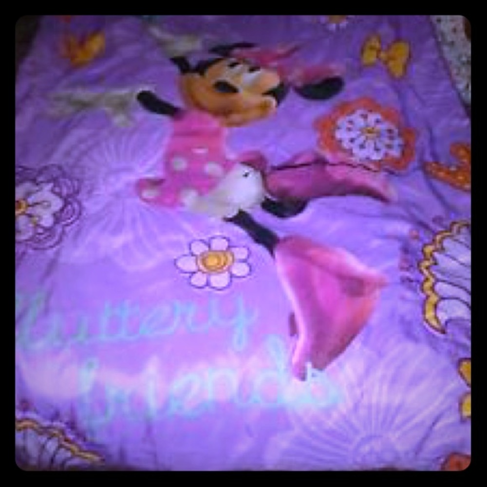 Disney purple Minnie Mouse comforter set w sheets